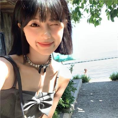 战舰春光